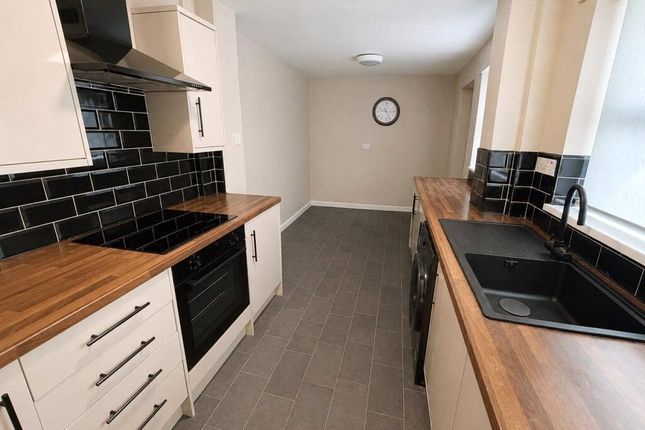 4-bed house on Great Titchfield Street, London, £5,350/mo