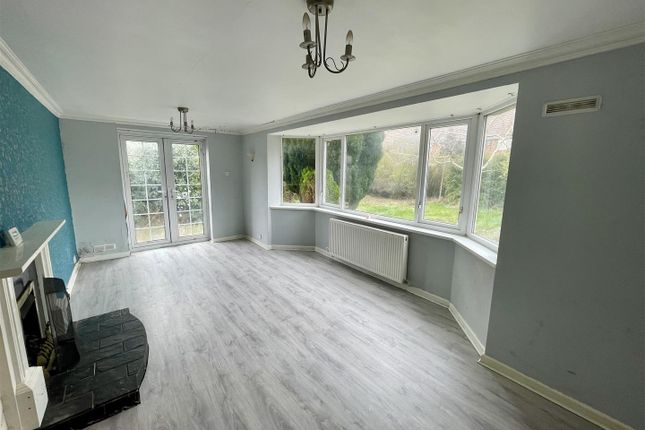 25, Lightfoot Road, Newton Aycliffe photo 2