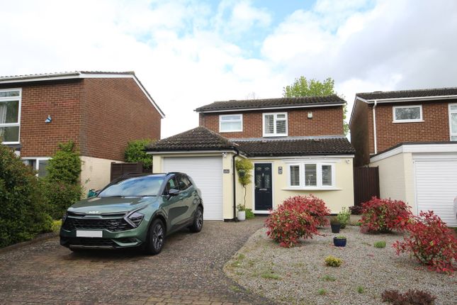 Thumbnail End terrace house for sale in Rookes Close, Letchworth Garden City