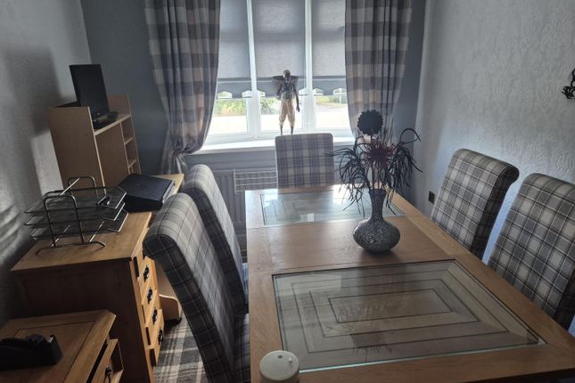 14, Greens Place, South Shields photo 5