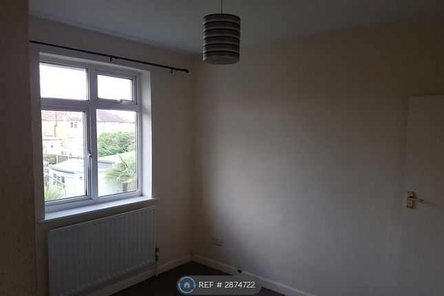 Linkscroft Avenue, Ashford photo 5