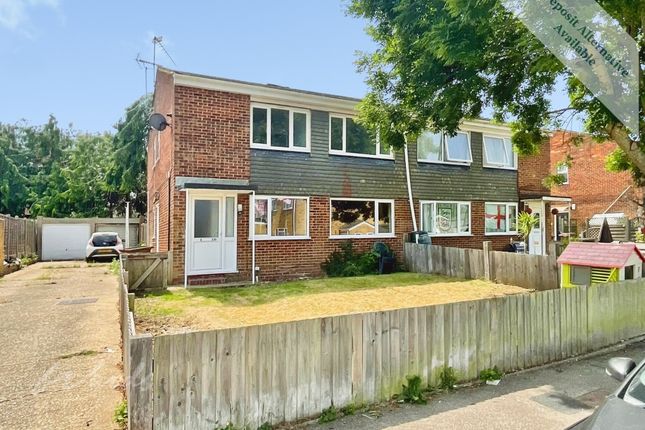 2-bed flat on 39, Tadburn Green, Chatham, £1,250/mo