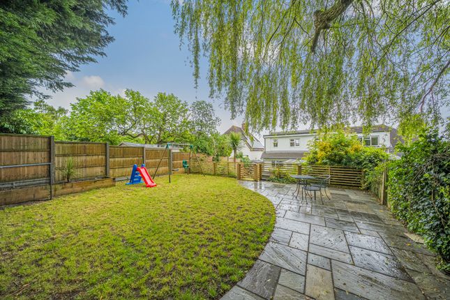 7, York Road, Northwood photo 5