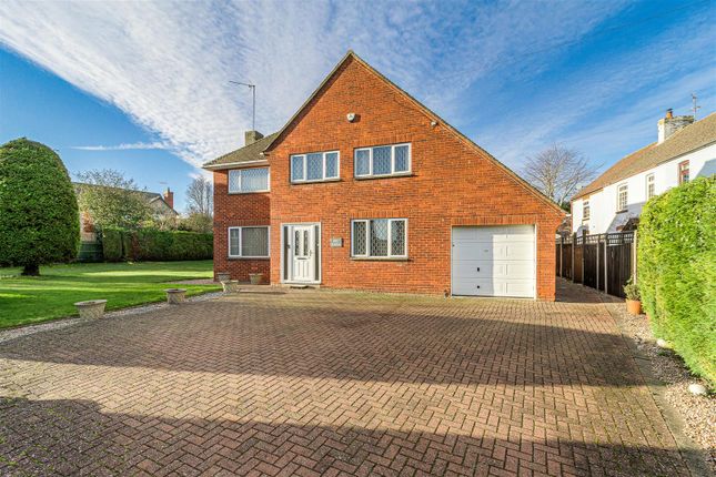 Detached house for sale in London Road, Bozeat, Wellingborough