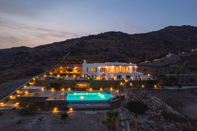 Villa for sale in Ambela, Syros, Cyclade Islands, South Aegean, Greece