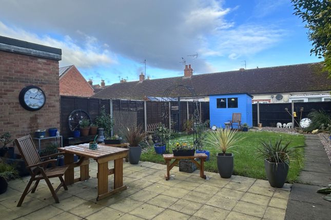 9, Hollams Road, Tewkesbury photo 2