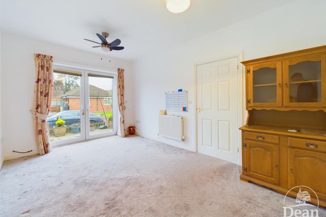 63, Kings Meade, Coleford photo 2