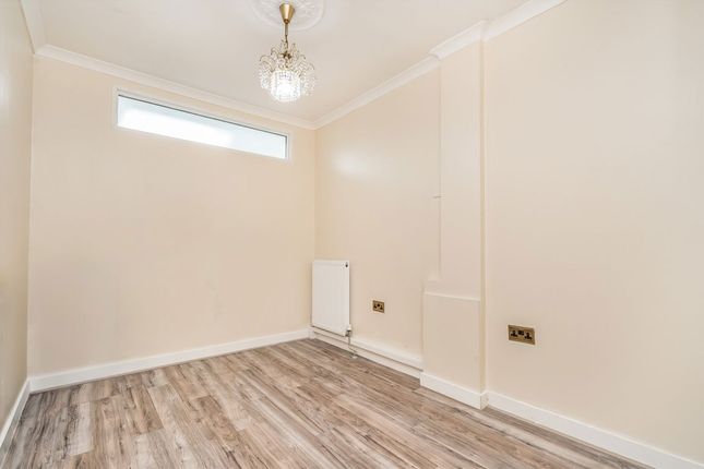 11, Holt Road, Wembley photo 2