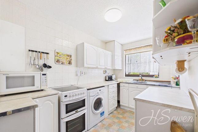 32 Ellesmere, Lower Warberry Road, Torquay photo 4