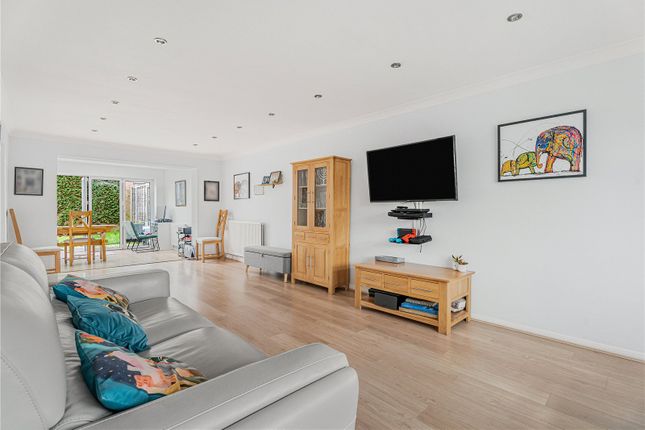 9, Pound Lane, Radlett photo 2