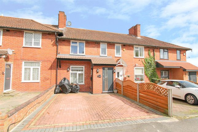 Thumbnail Terraced house for sale in Winchcombe Road, Carshalton