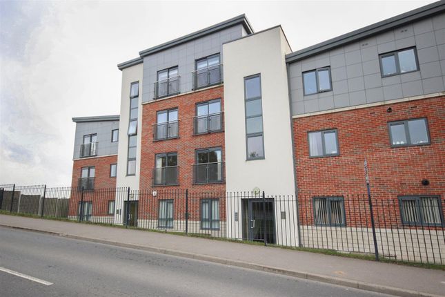 2 bed flat for sale in Brooke Court, Auckley, Doncaster DN9