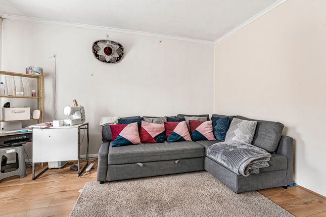 17 Mount View, 128, Leigham Court Road, London photo 2