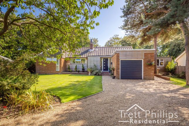 Thumbnail Bungalow for sale in High Street, Overstrand, Norfolk