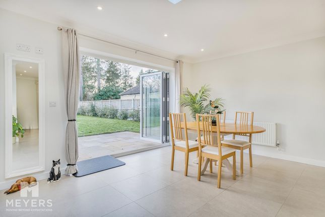 12, Abbey Road, Ferndown photo 4