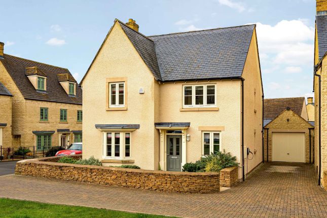 Thumbnail Detached house for sale in Clappen Close, Cirencester, Gloucestershire