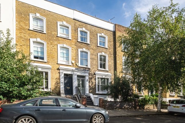 Terraced house for sale in Northchurch Road, London