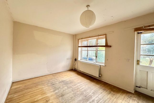 11, Penard Road, Southall photo 3