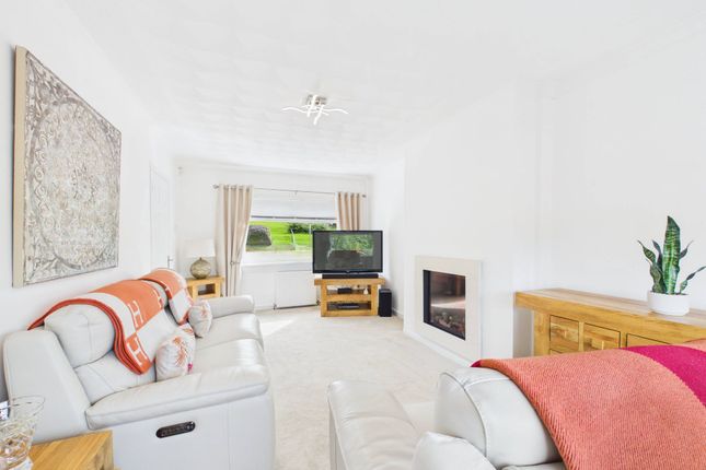 47 Ettrick Street, Wishaw photo 3