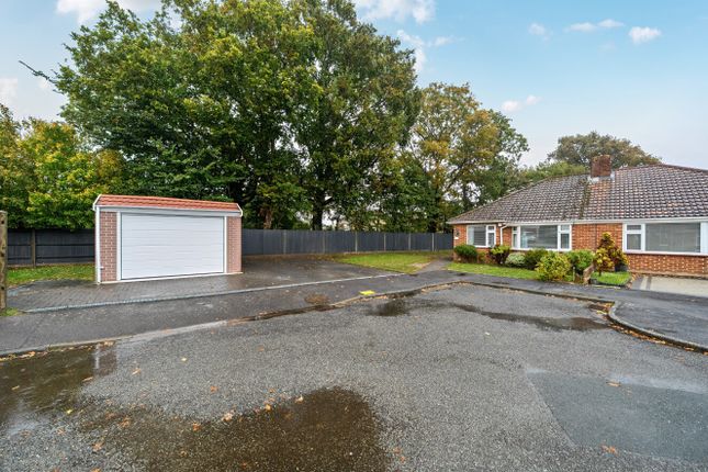 2-bed bungalow on Belmont Close, Fareham, £400,000