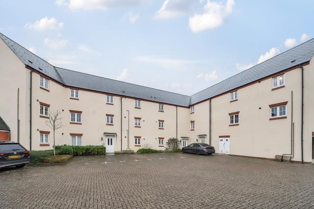 8, Fontwell Road, Bicester photo 4