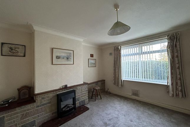 52, Moorside Road, Bradford photo 2
