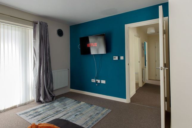 Flat to rent in Burton Wood Drive, Birmingham