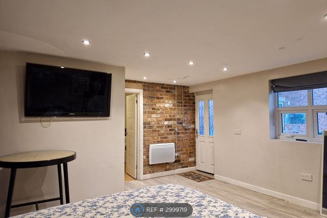 Flat A, Lumley St, Castleford photo 3