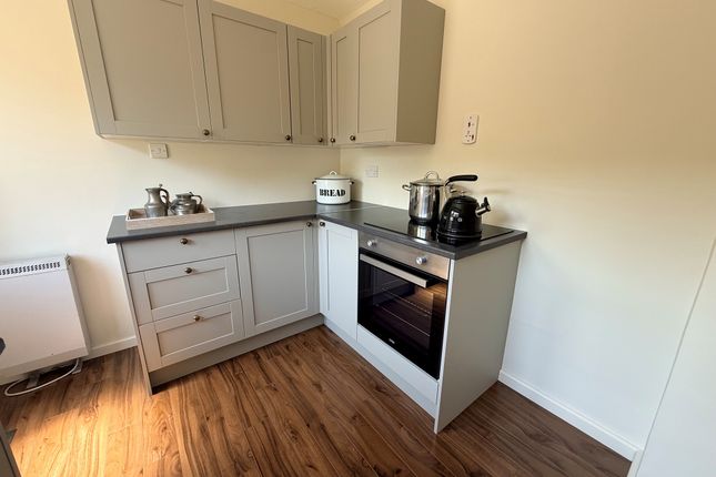 23 Lime Tree Avenue, Yeovil photo 4