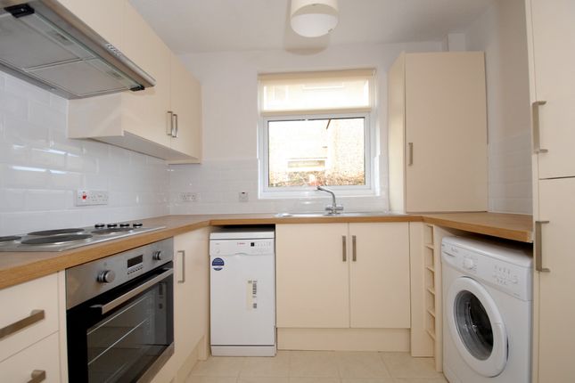 52, Hugh Allen Crescent, Oxford photo 2
