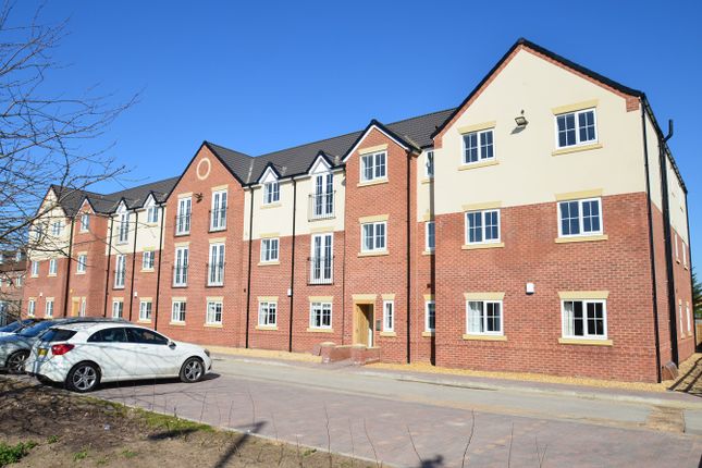 Flat for sale in Fir Tree Avenue, Auckley, Doncaster