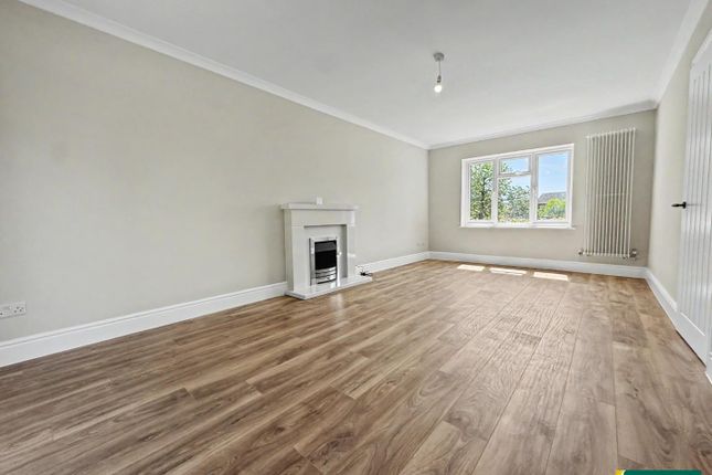 6, Wood Avens Close, Northampton photo 4