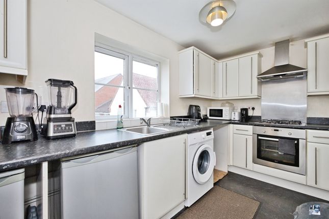 2, Nelson Way, Yeovil photo 2