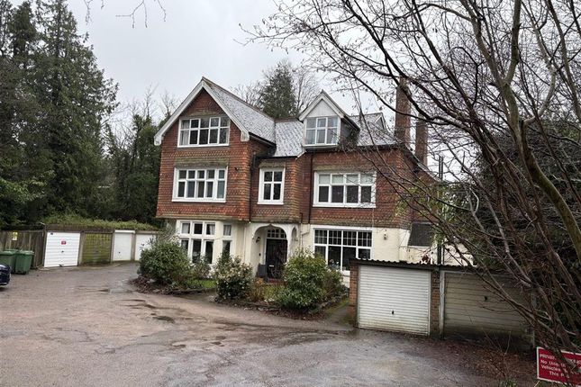Flat E, Monks Horton, Sandhurst Road, TUNBRIDGE WELLS photo 2