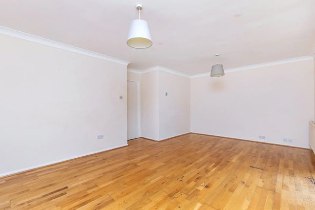 Flat 2 Cedar Court, 54, Christchurch Road, Winchester photo 4