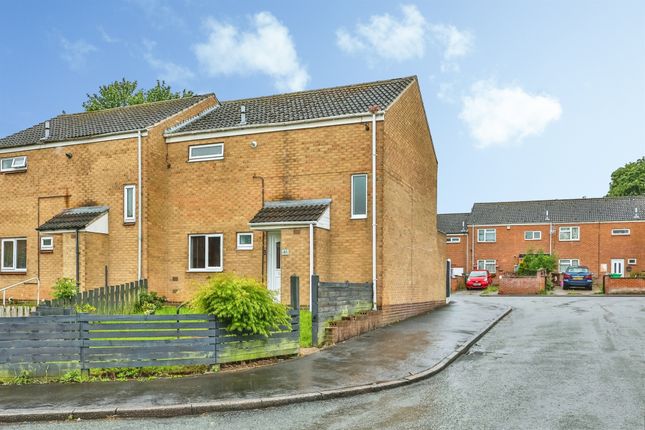 61, Spindle Gardens, Nottingham photo 2