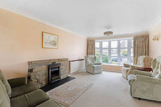 9, Chequers Drive, Prestwood photo 3