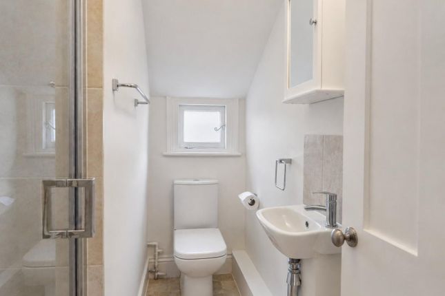 Flat 3, 20, Tredown Road, London photo 5