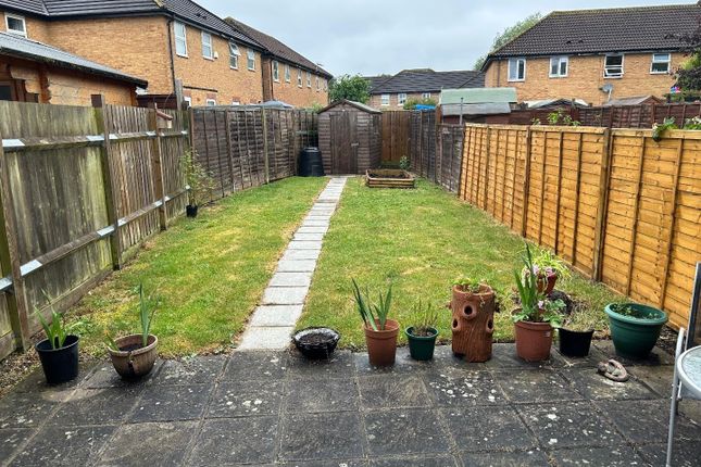 End terrace house for sale in Pasture Close, Swindon