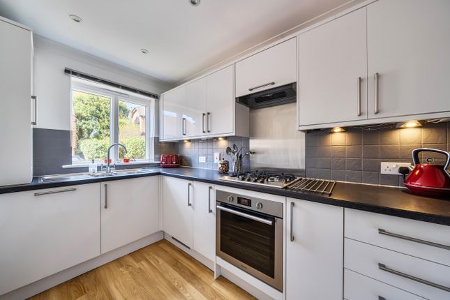 Applewood Cottage, 26, Haslemere Road, Haslemere photo 5