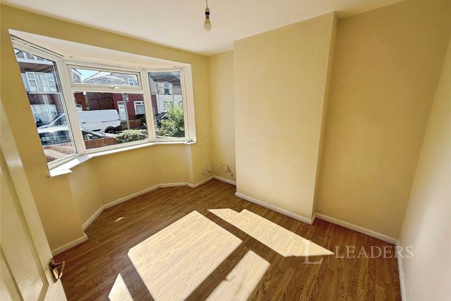 16, Church Road, Edlington photo 4