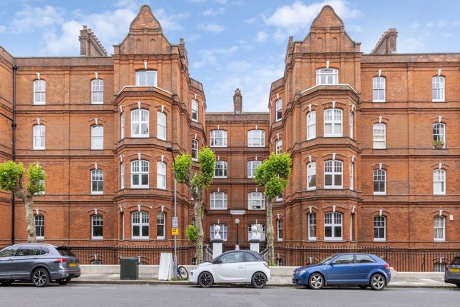 Thumbnail Flat for sale in Queen's Club Gardens, London
