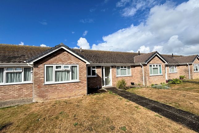 28, Warwick Place, Tywyn photo 3