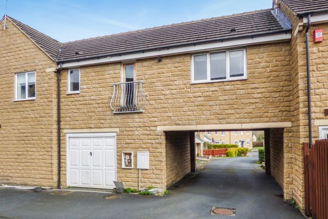 Flat for sale in Oberon Way, Cottingley, Bingley, West Yorkshire