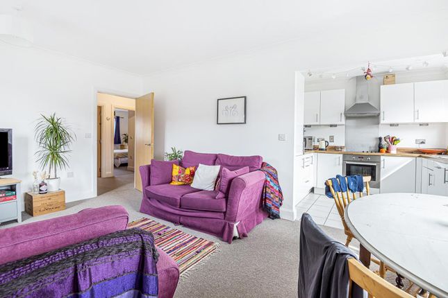 Flat for sale in Cowley, East Oxford