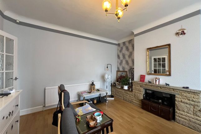 154, Sussex Road, Harrow photo 2