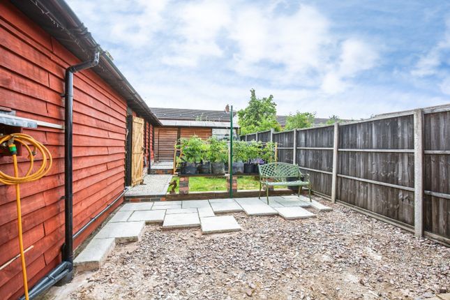 14, Daniel Road, Atherstone photo 4