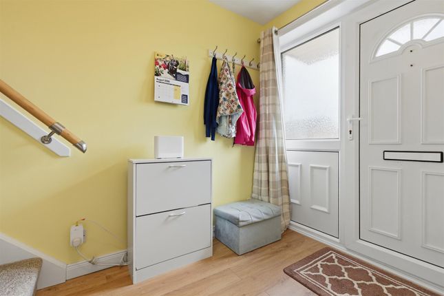 16, Downfield Place, Kirkcaldy photo 2