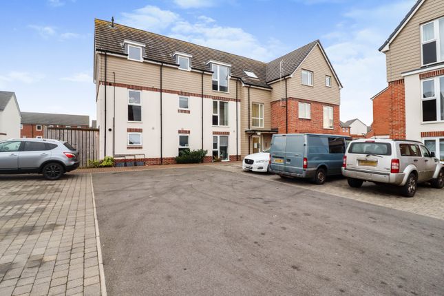 Thumbnail Flat for sale in Elliot House, Doyle Close, Rugby