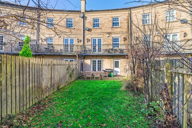 26, Ron Lawton Crescent, Ilkley photo 4
